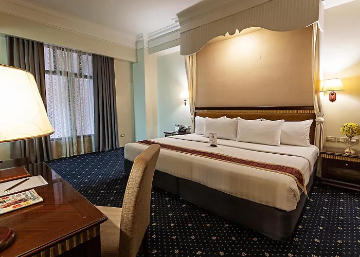 Hotel Sarrosa International And Residential 3*