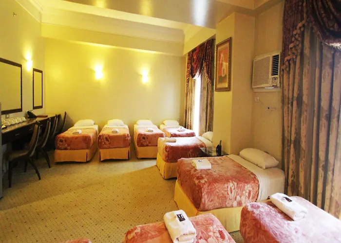 Sarrosa International And Residential 3*