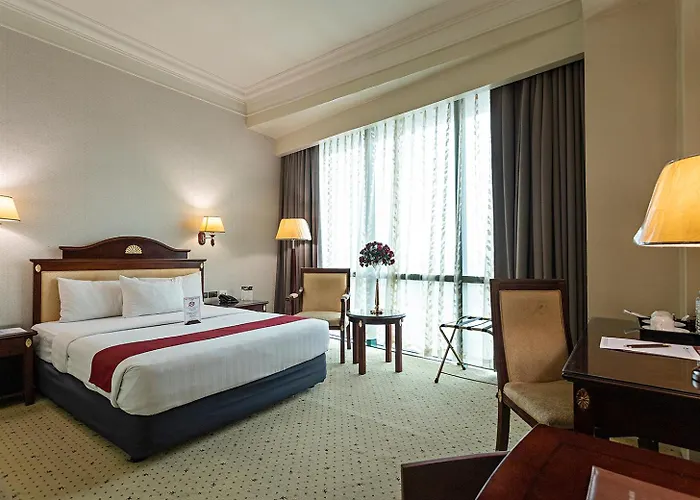 Hotel Sarrosa International And Residential Cebu