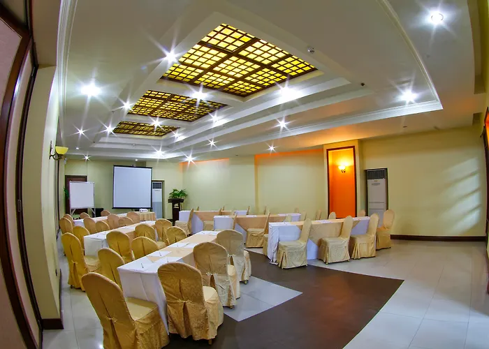 Hotel Sarrosa International And Residential Cebu