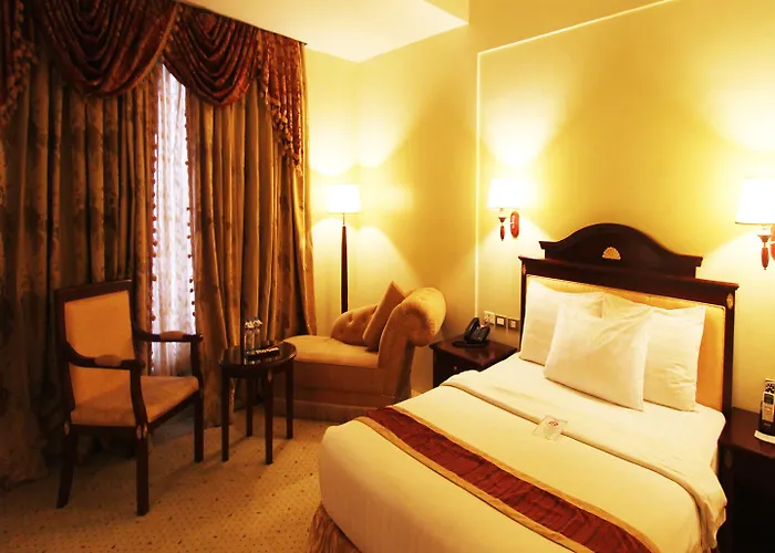 Hotel Sarrosa International And Residential