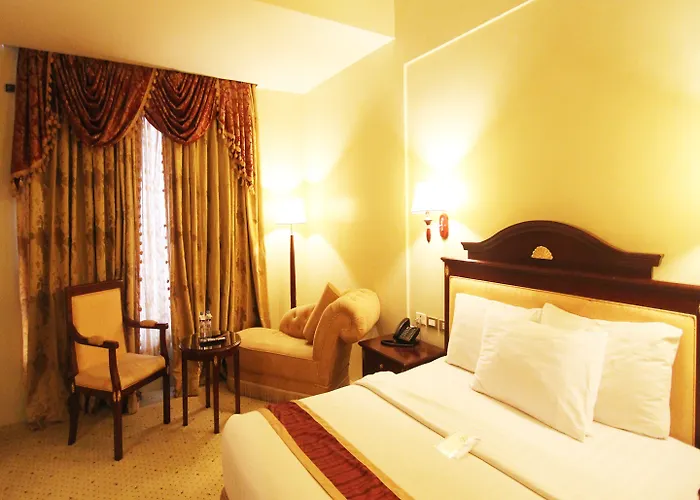 Sarrosa International And Residential Hotel 3*