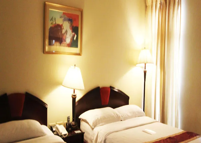 Hotel Sarrosa International And Residential Cebu