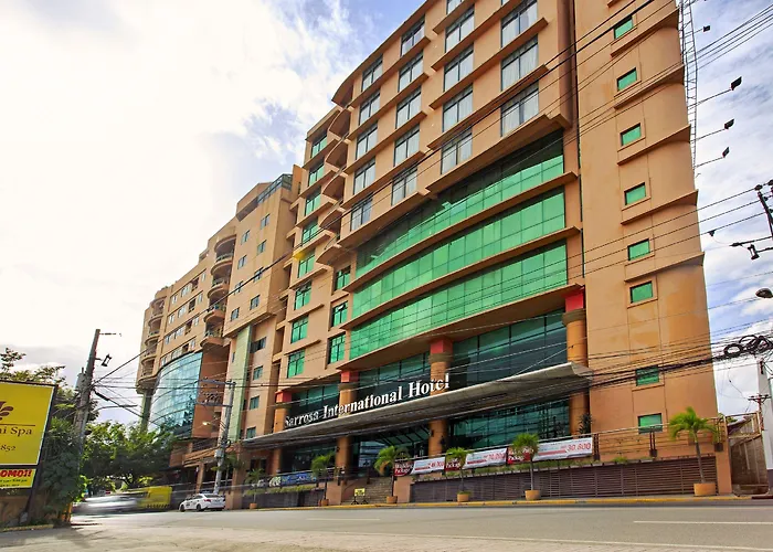 Sarrosa International And Residential 3*
