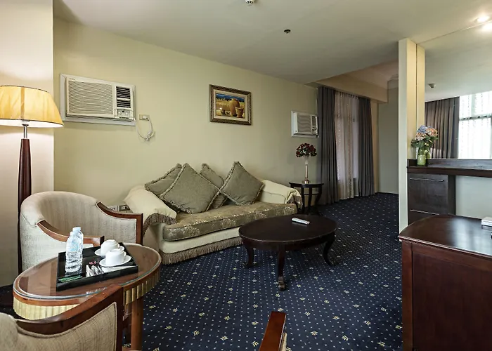 Hotel Sarrosa International And Residential 3*