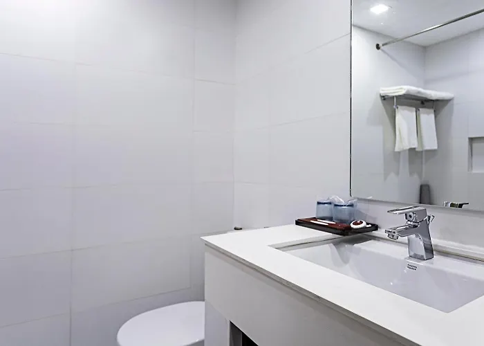 Sarrosa International And Residential Hotel Cebu