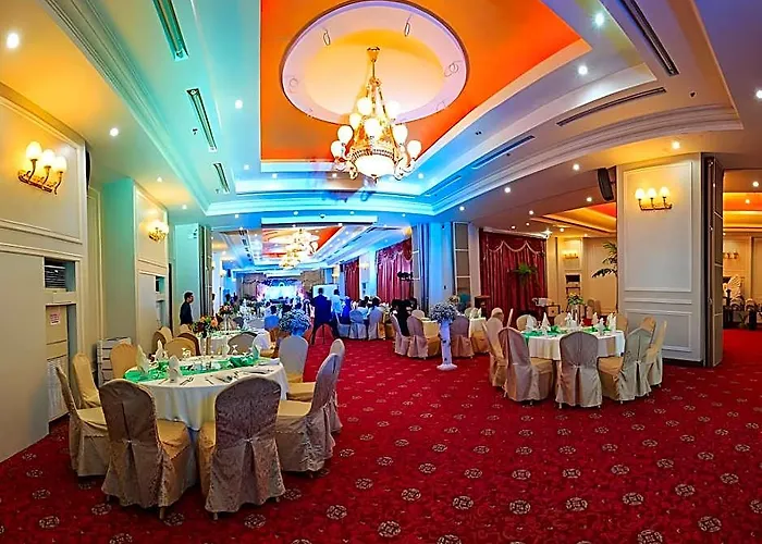 Sarrosa International And Residential Себу