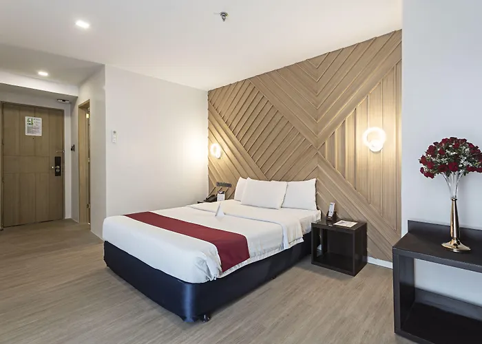 Hotel Sarrosa International Hotel&residential Cebu